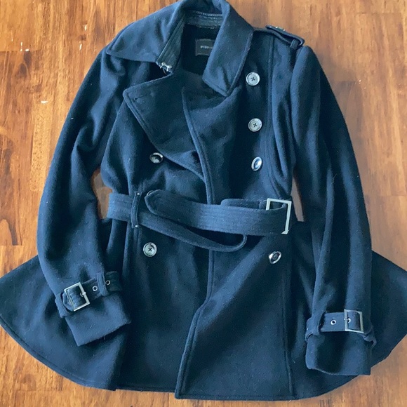BCBGMaxAzria Jackets & Blazers - BCBGMaxAzria Black Peplum Winter Pea Coat Size Small Overcoat Ruffles Women GUC